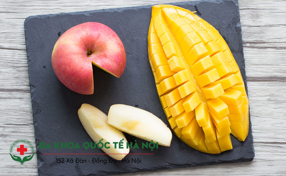 Ăn táo với xoài có sao không?